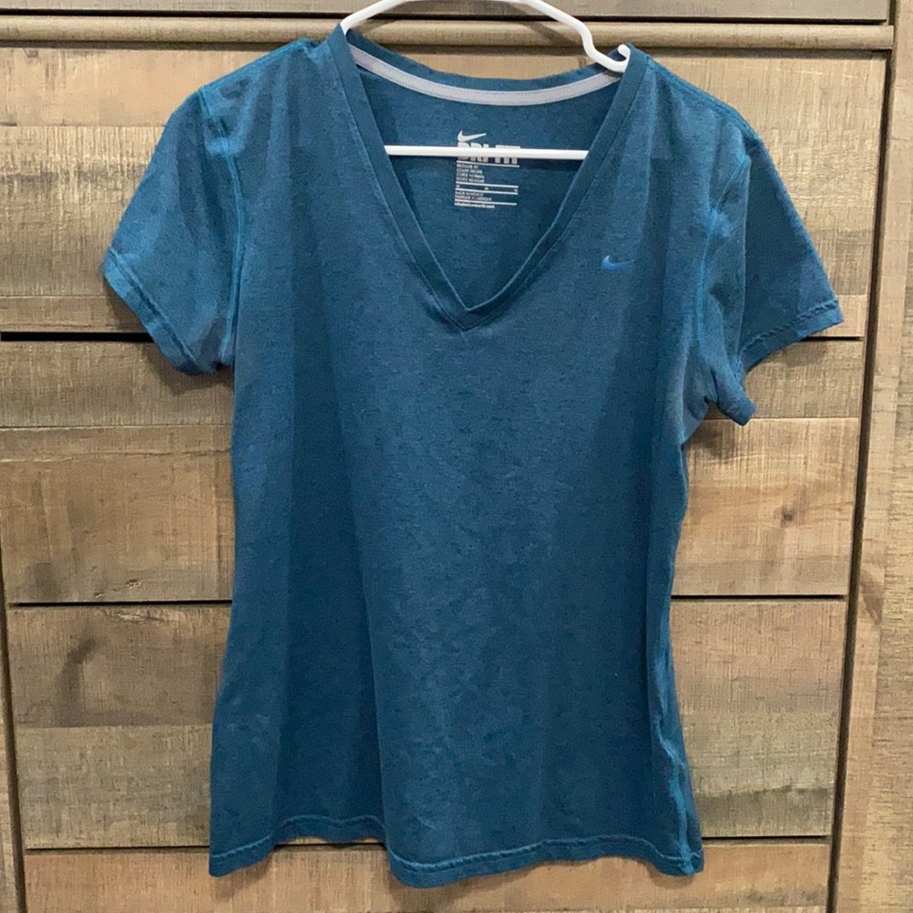 Nike active shirt